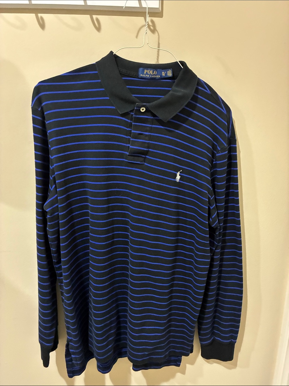 Long sleeve polo shirt